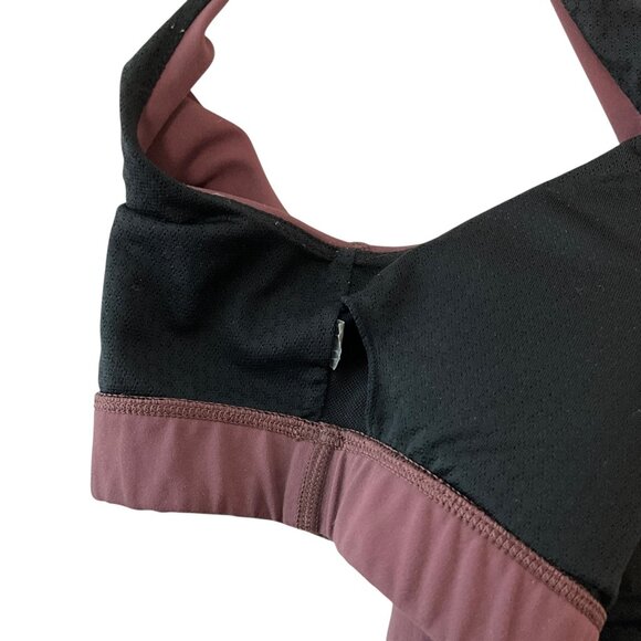 Vuori Sports Daily Bra Womens Medium Red Scoop Neck Yoga Athletic Pads Included - Picture 4 of 5